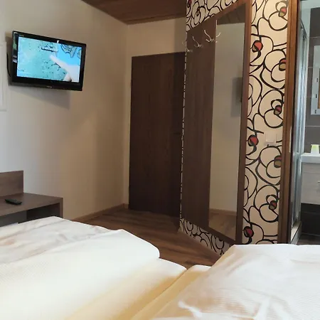 Gaestehaus Hermine 3* 오버키르히